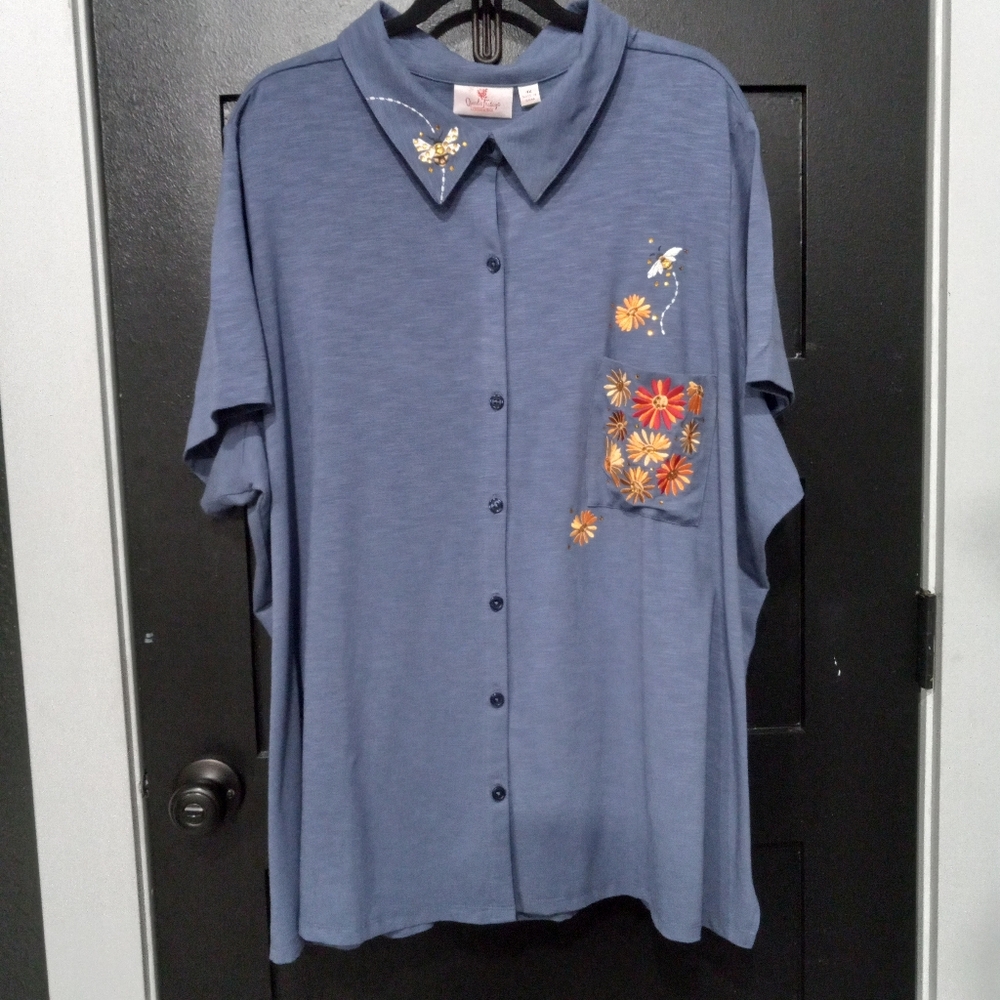 Quacker Factory All a Buzz Knit Short Sleeve Button Front
